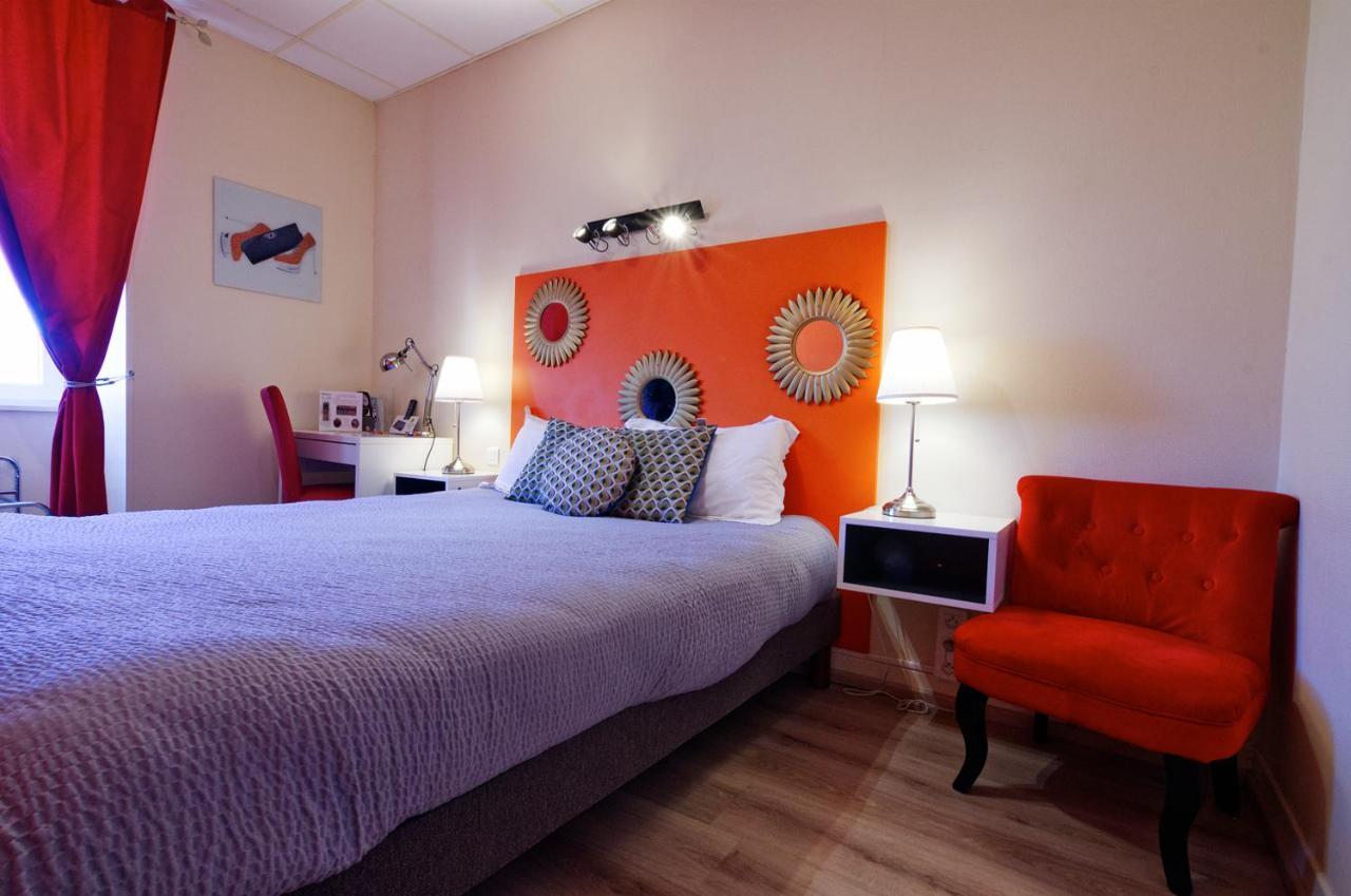 Logis Hotel Le Bocage Монмаро Екстериор снимка
