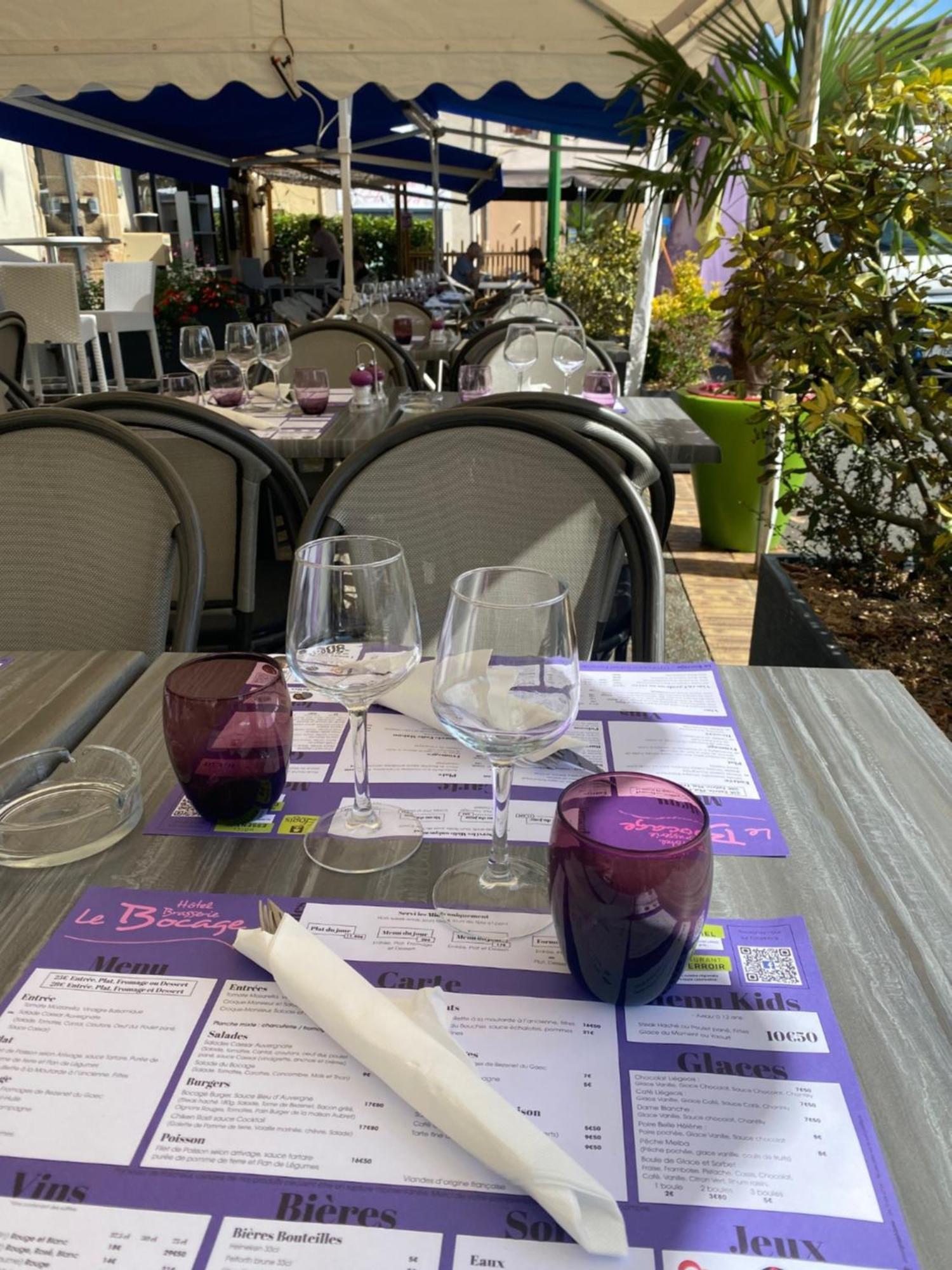 Logis Hotel Le Bocage Монмаро Екстериор снимка